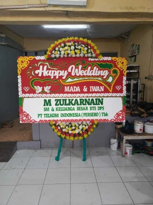 Papan Bunga di Sumur Pacing